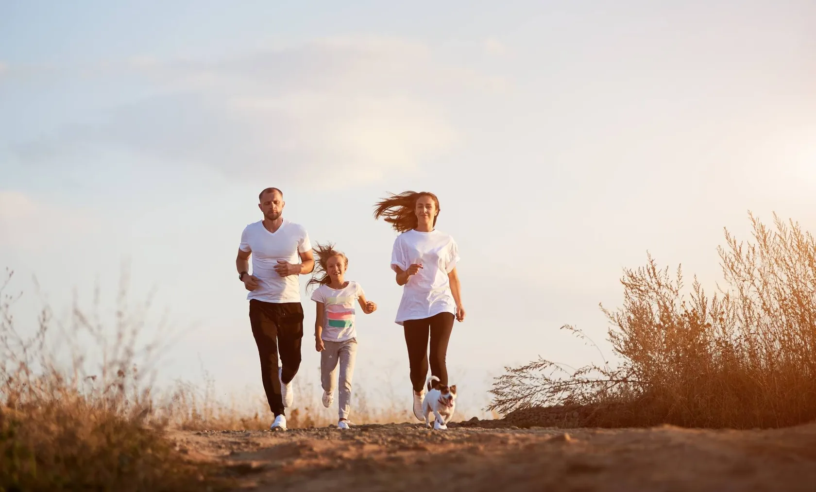 Una familia disfrutando de una actividad al aire libre